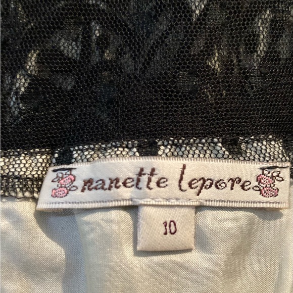 NANETTE LAPORE BLOUSE - Picture 8 of 8